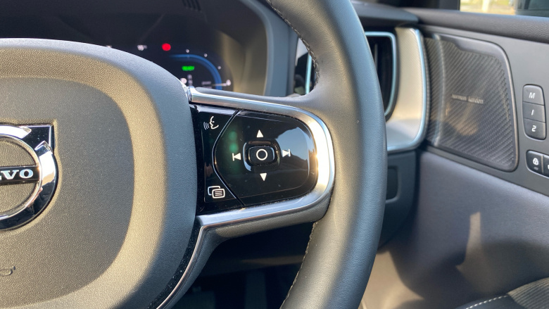 Volvo XC60 2.0 T6 [350] RC PHEV Plus Dark 5dr AWD Geartronic Estate